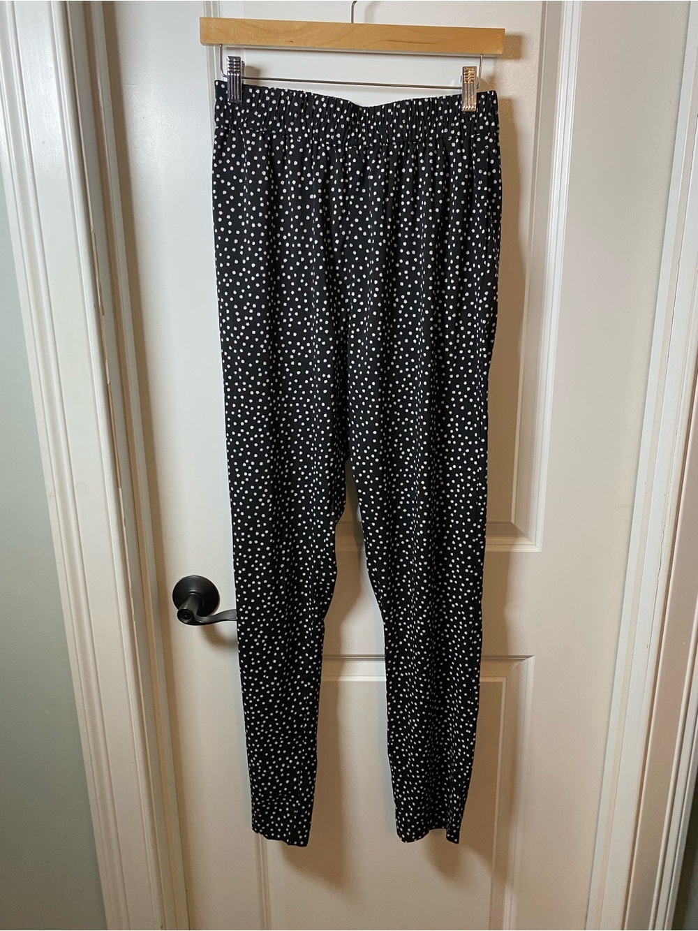 SAMSOE SAMSOE Black & White Polka Dot Pull-On Pants